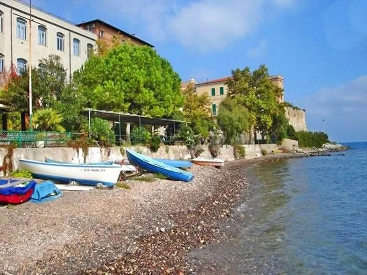 Albergo Ape Elbana Portoferraio 2*,  Italy